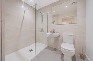 Photo 18- click for photo gallery